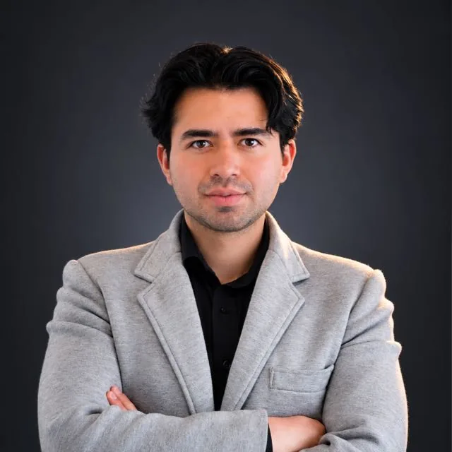 Retrato de Santiago Barrera, creador de OUSIA